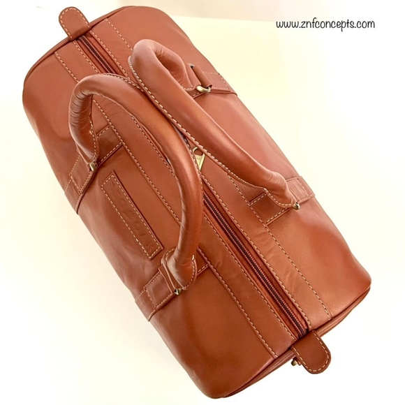 Compact Duffle Weekender bag Full grain leather - Picture 7 of 10